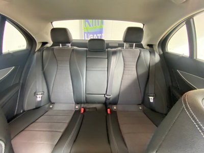 Mercedes-Benz Classe E 220 d Auto Premium Plus (6)