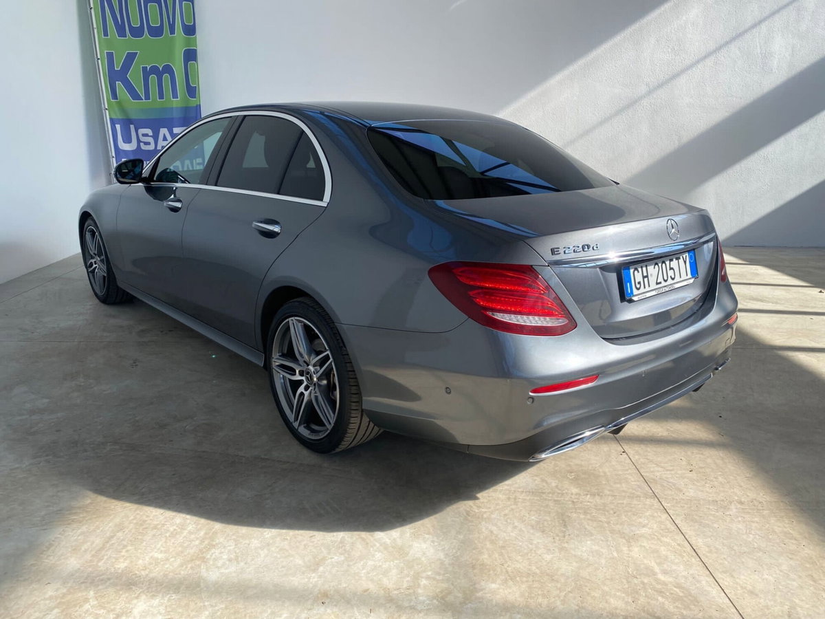 Mercedes-Benz Classe E 220 d Auto Premium Plus (7)