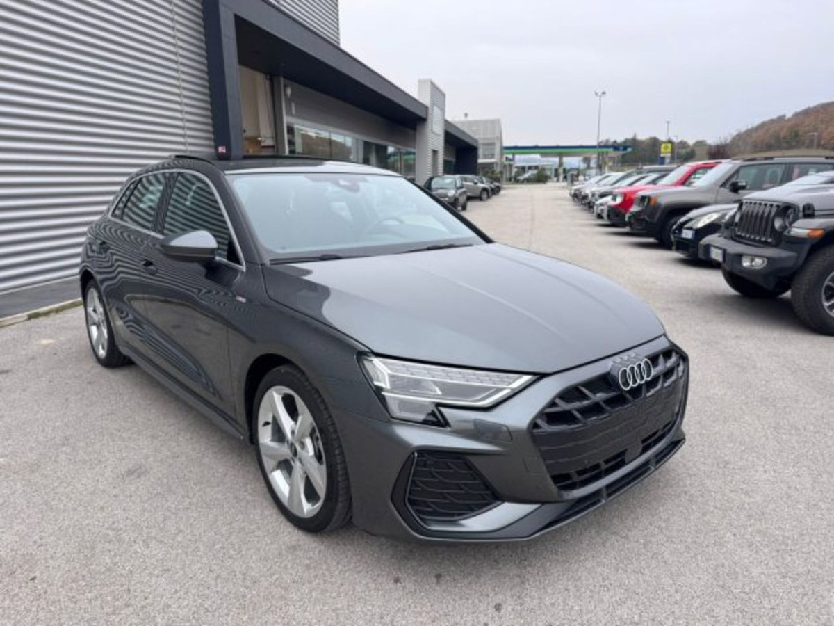 Audi A3 Sportback 35 TDI S line edition (3)