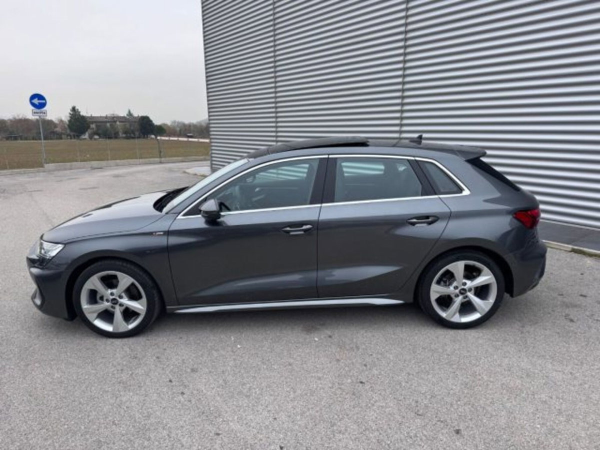 Audi A3 Sportback 35 TDI S line edition (8)