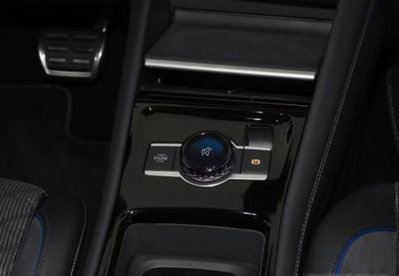 Volkswagen Tiguan 2.0 tdi R-Line 150cv dsg (10)