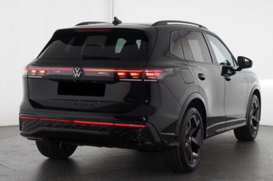 Volkswagen Tiguan 2.0 tdi R-Line 150cv dsg (2)