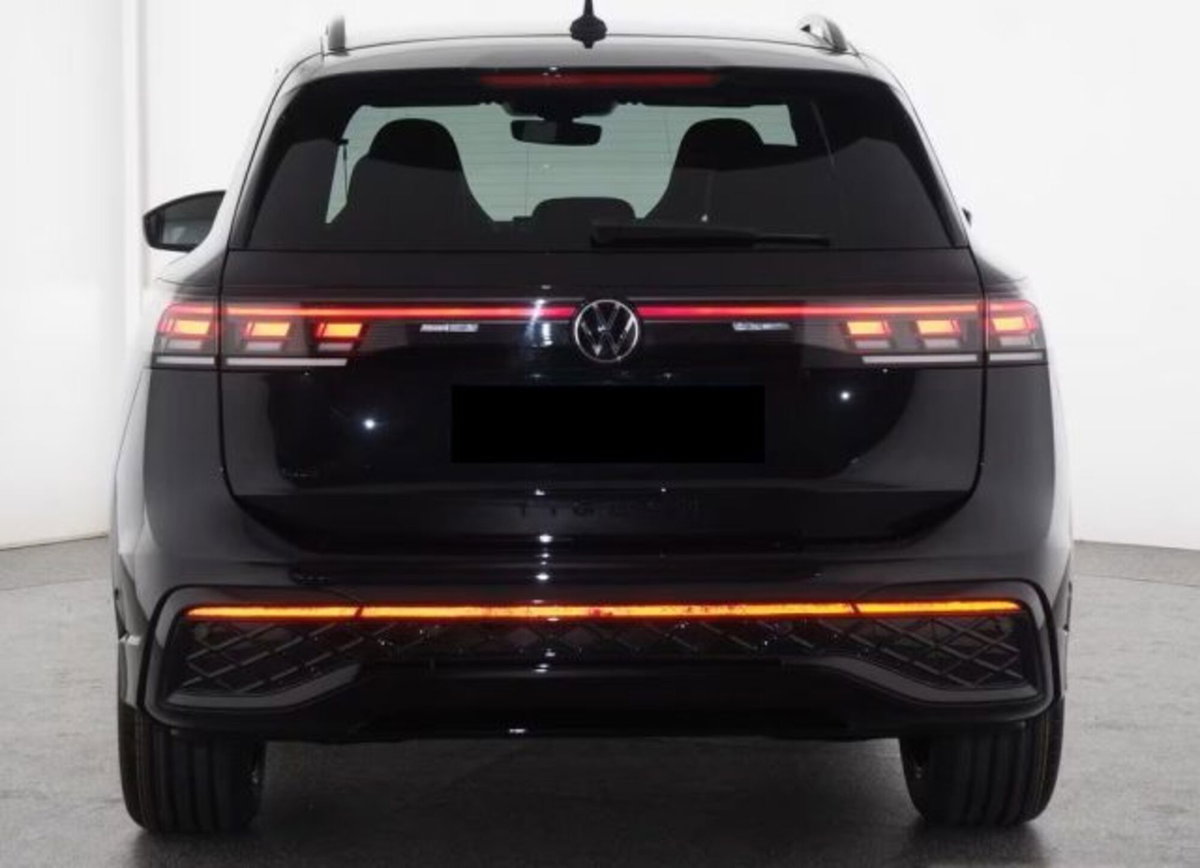 Volkswagen Tiguan 2.0 tdi R-Line 150cv dsg (5)