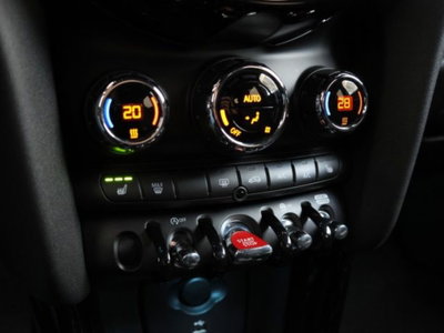 MINI Mini 1.5 Cooper Classic 5 porte (18)