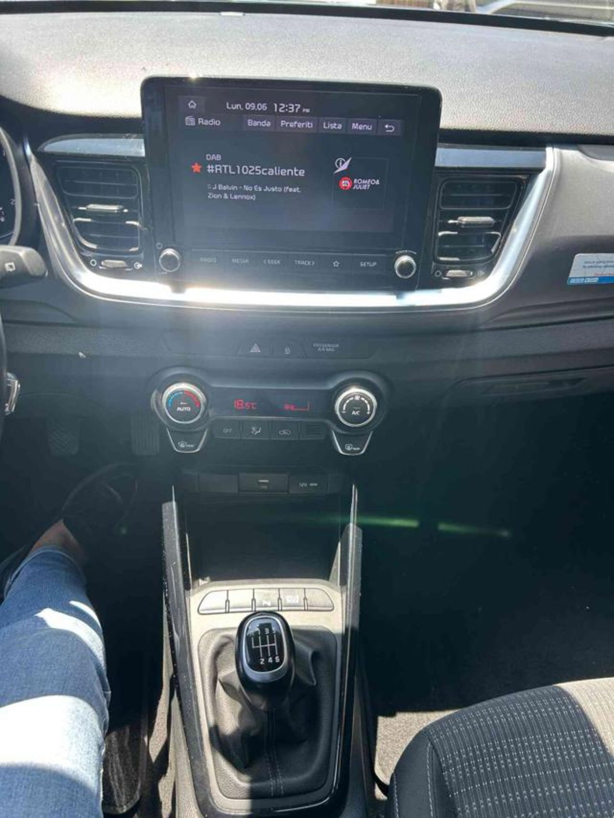 Kia Stonic 1.0 t-gdi Style (10)