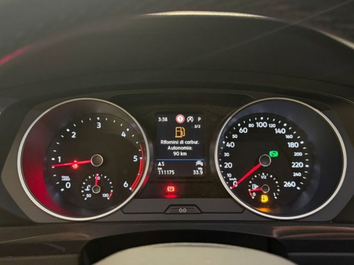 Volkswagen Tiguan 2.0 tdi Life 150cv dsg (10)