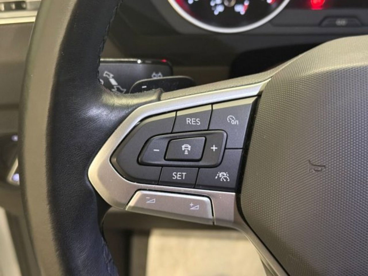 Volkswagen Tiguan 2.0 tdi Life 150cv dsg (11)