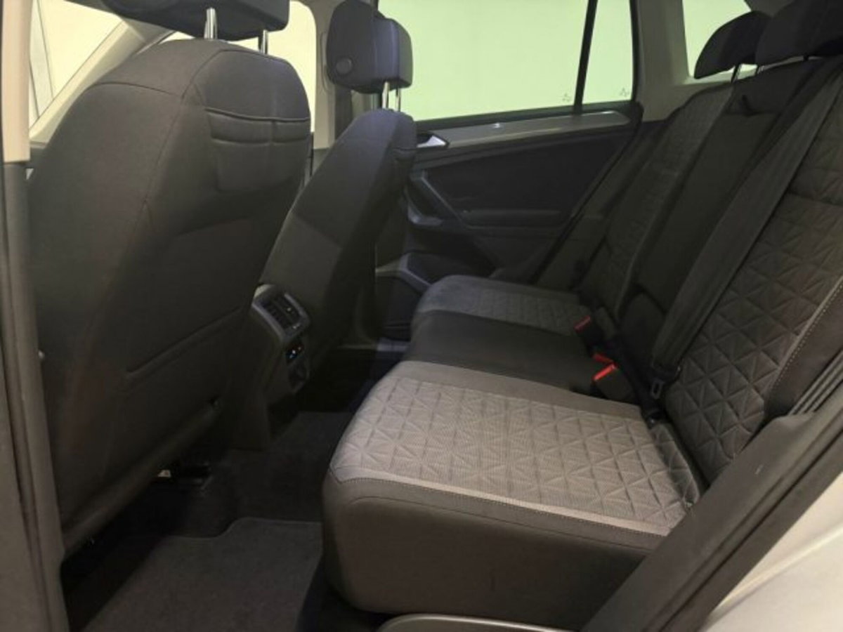Volkswagen Tiguan 2.0 tdi Life 150cv dsg (17)