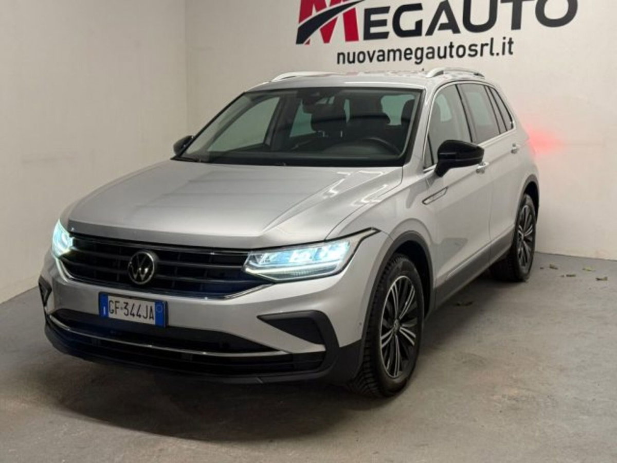 Volkswagen Tiguan 2.0 tdi Life 150cv dsg (4)