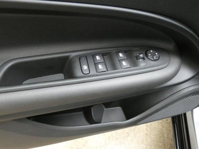 Alfa Romeo Junior 1.2 ibrida Speciale 145cv edct6 (9)