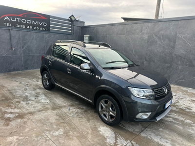 Dacia Sandero Stepway 1.5 dCi 8V 90CV (2)