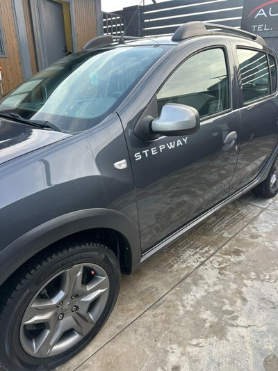 Dacia Sandero Stepway 1.5 dCi 8V 90CV (8)