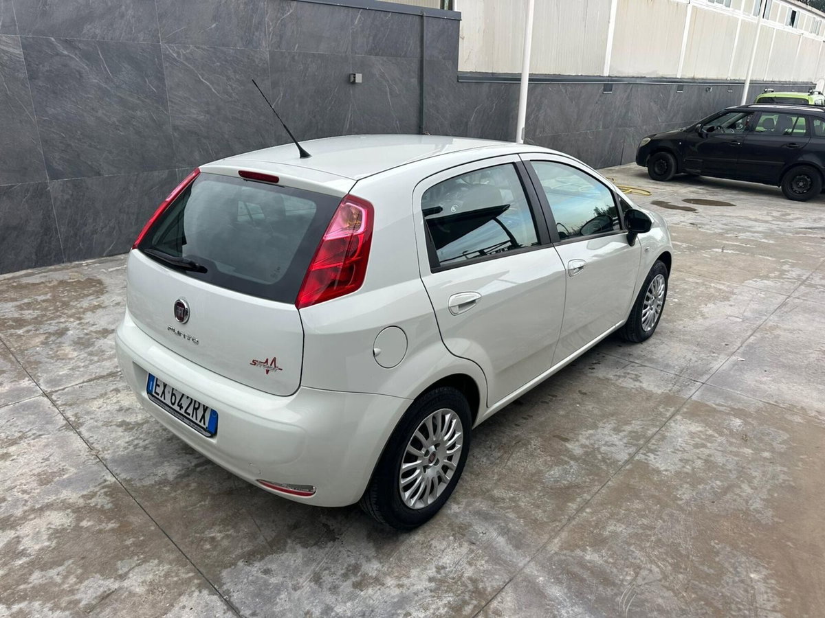 Fiat Punto 1.3 MJT II S&S 85 CV 5 porte ECO Lounge (5)