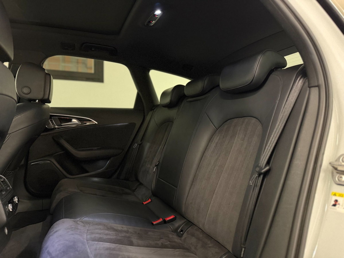 Audi A6 Avant 3.0 TDI 272 CV quattro S tronic Business (18)