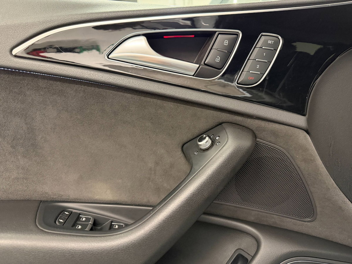 Audi A6 Avant 3.0 TDI 272 CV quattro S tronic Business (19)