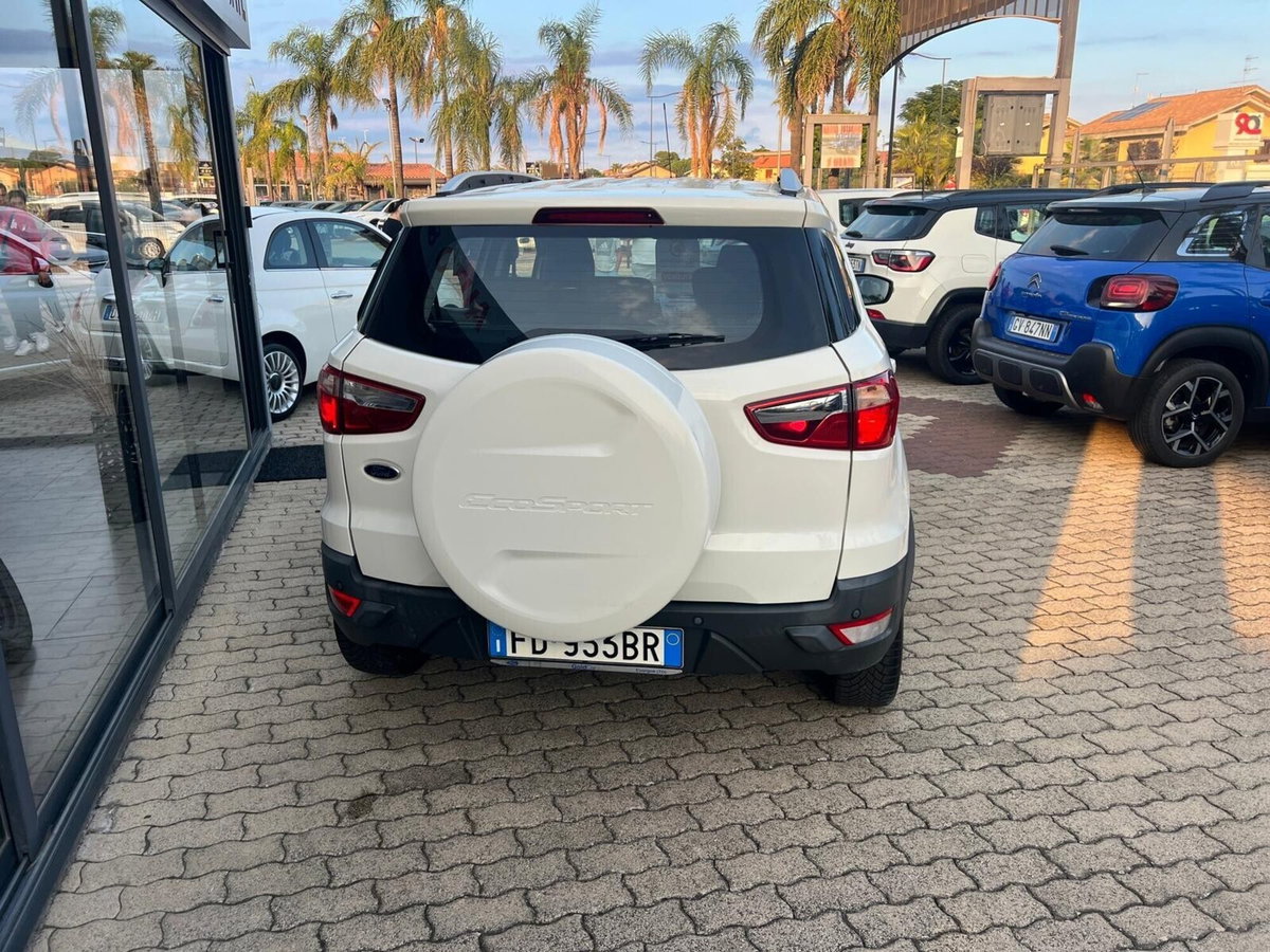 Ford EcoSport 1.5 TDCi 95 CV Titanium S (4)