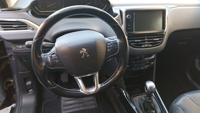 Peugeot 2008 120 S&S Allure (20)