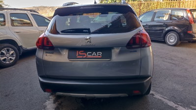Peugeot 2008 120 S&S Allure (5)