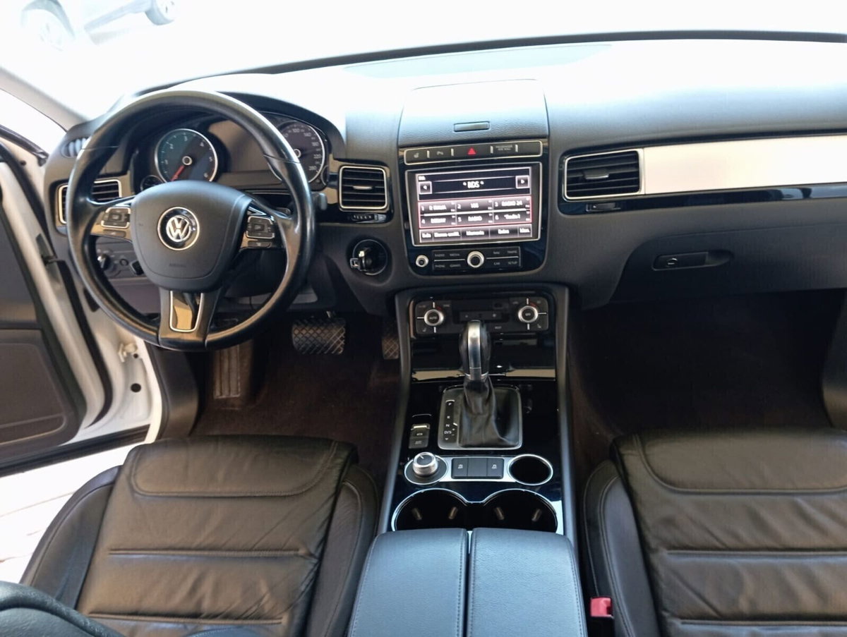 Volkswagen Touareg 3.0 TDI 262 CV tiptronic BlueMotion Technology (11)