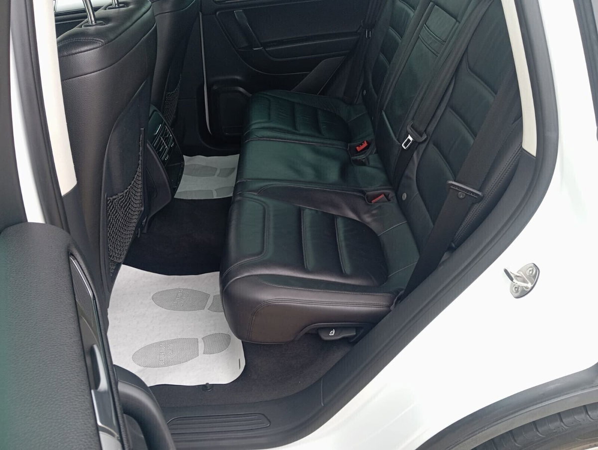 Volkswagen Touareg 3.0 TDI 262 CV tiptronic BlueMotion Technology (13)