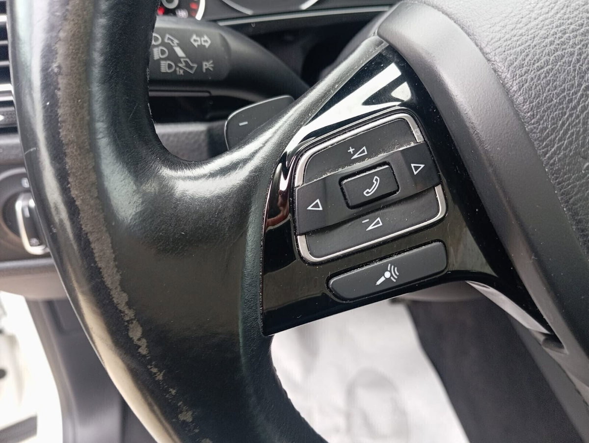 Volkswagen Touareg 3.0 TDI 262 CV tiptronic BlueMotion Technology (16)