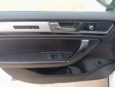 Volkswagen Touareg 3.0 TDI 262 CV tiptronic BlueMotion Technology (17)