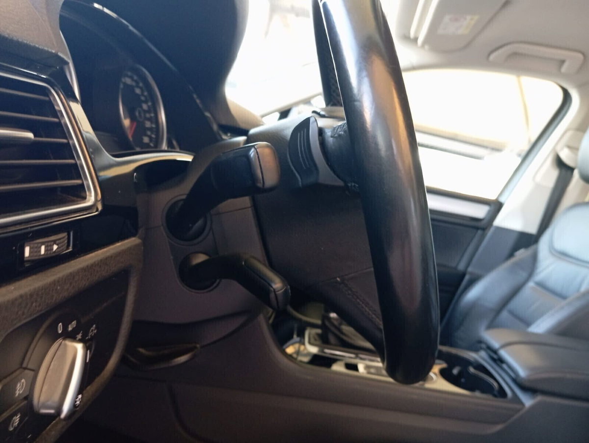 Volkswagen Touareg 3.0 TDI 262 CV tiptronic BlueMotion Technology (19)