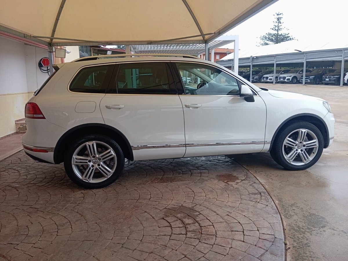 Volkswagen Touareg 3.0 TDI 262 CV tiptronic BlueMotion Technology (5)