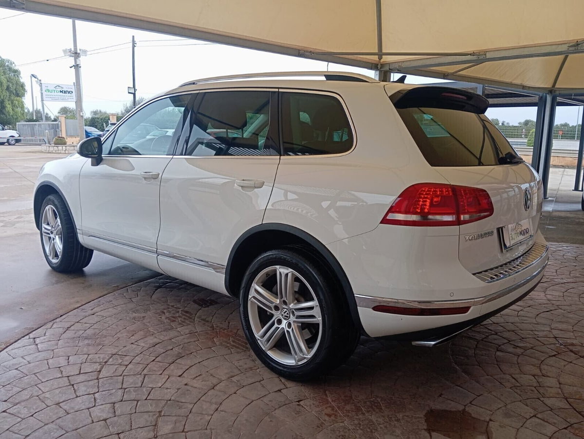 Volkswagen Touareg 3.0 TDI 262 CV tiptronic BlueMotion Technology (8)