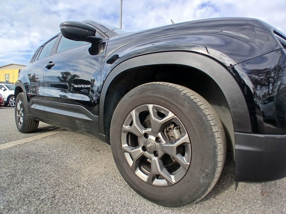 Jeep Avenger 1.2 turbo Summit fwd 100cv (11)