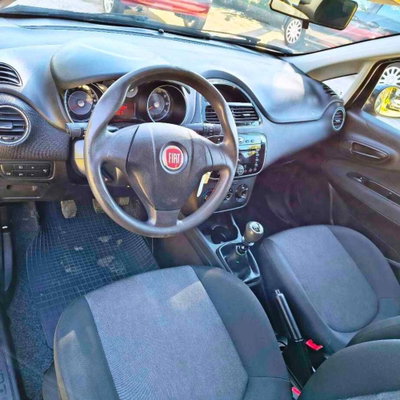 Fiat Punto 1.2 8V 5 porte Street (6)