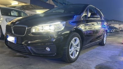 BMW Serie 2 Active Tourer 218d  Luxury auto usata