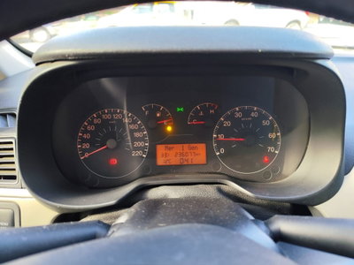 Fiat Grande Punto 1.3 MJT 75 CV 5 porte Dynamic (2)