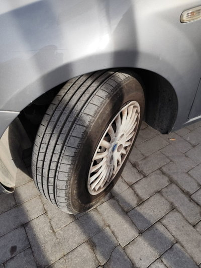 Fiat Grande Punto 1.3 MJT 75 CV 5 porte Dynamic (3)