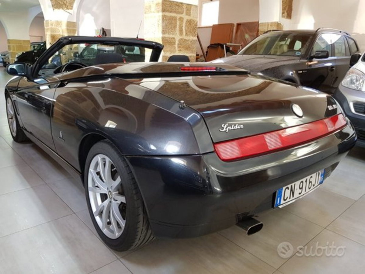 Alfa Romeo Gtv 2.0i JTS 16V cat (11)
