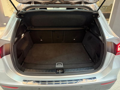 Mercedes-Benz GLA SUV 200 d Business Extra auto (14)