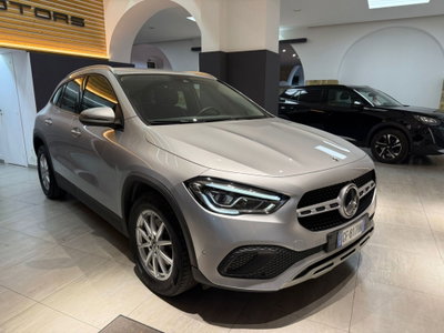 Mercedes-Benz GLA SUV 200 d Business Extra auto (4)