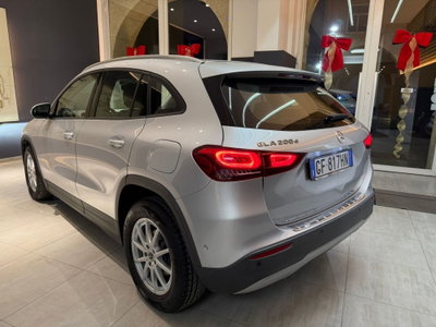 Mercedes-Benz GLA SUV 200 d Business Extra auto (6)