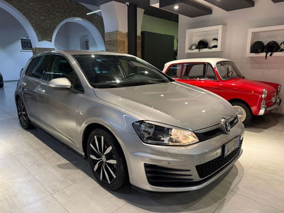 Volkswagen Golf 2.0 TDI 5p. Highline BlueMotion Technology usata