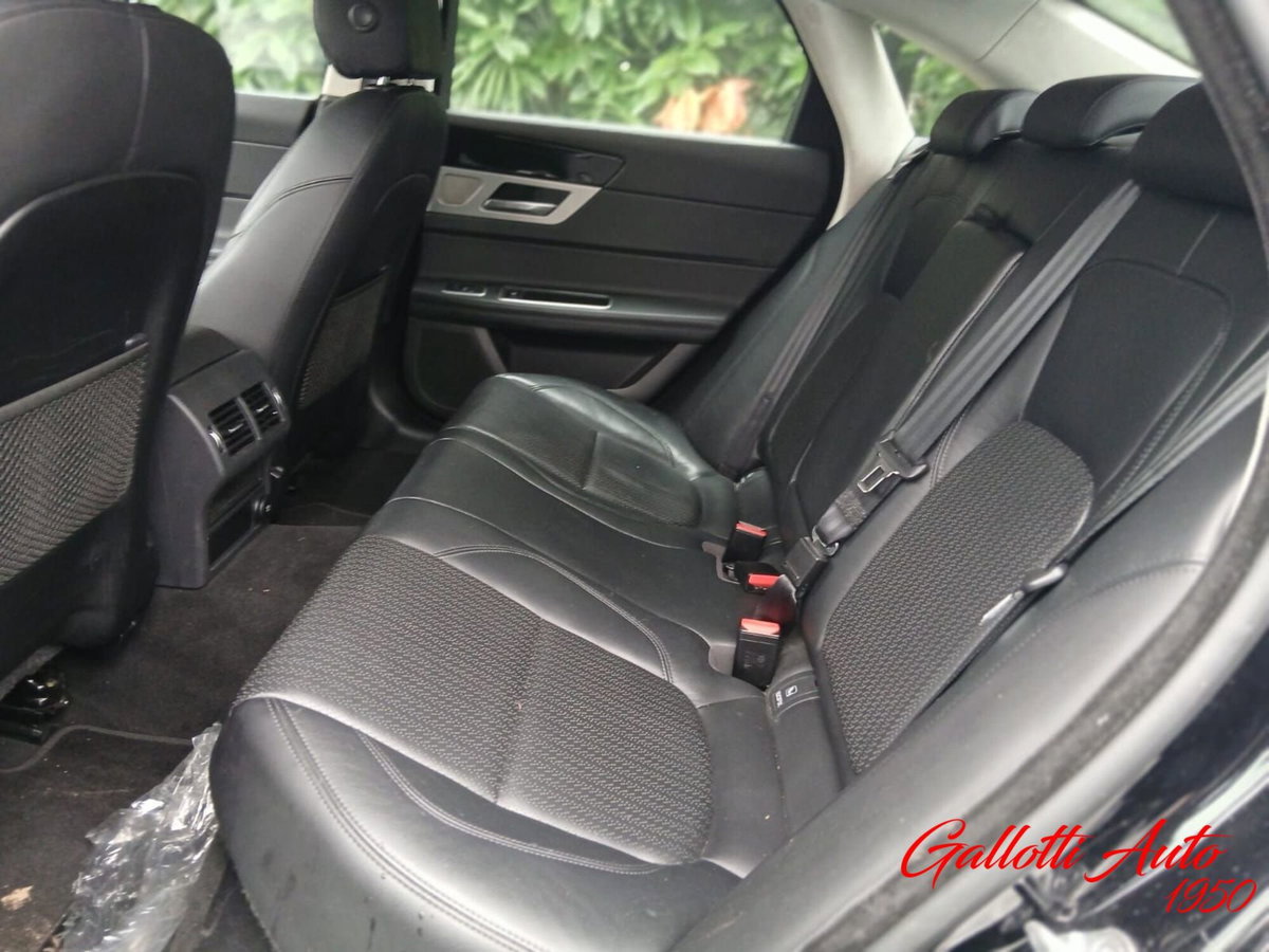 Jaguar XF 2.0 D 180 CV aut. Prestige (8)