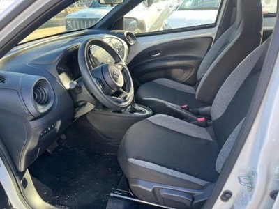 Toyota Aygo X 1.0 VVT-i 72 CV 5p. Undercover S-CVT (9)
