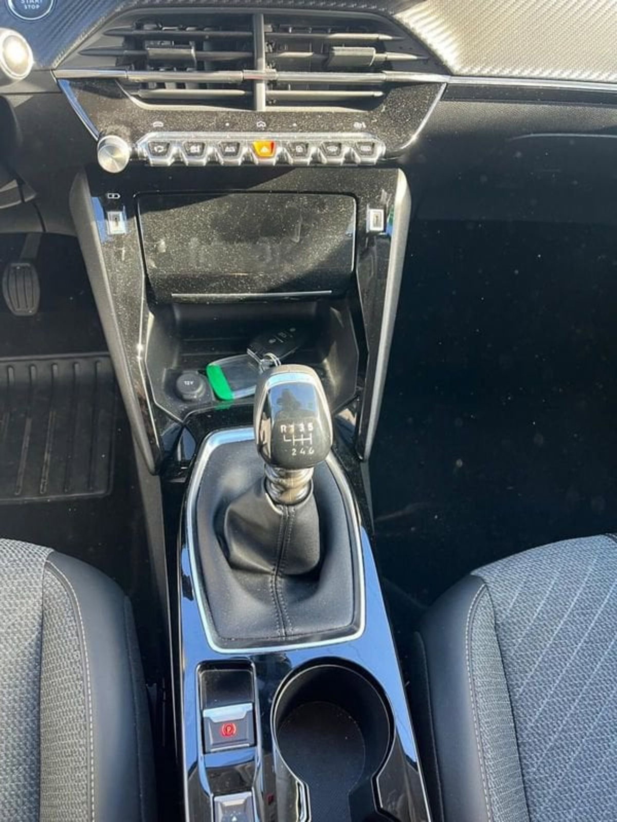 Peugeot 208 PureTech 100 Stop&Start 5 porte Allure (14)
