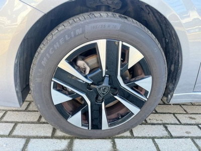 Peugeot 208 PureTech 100 Stop&Start 5 porte Allure (5)