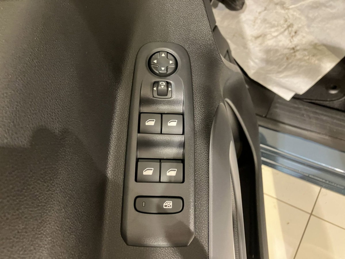 Fiat Doblò Furgone van 1.5 bluehdi 100cv CH1 (19)