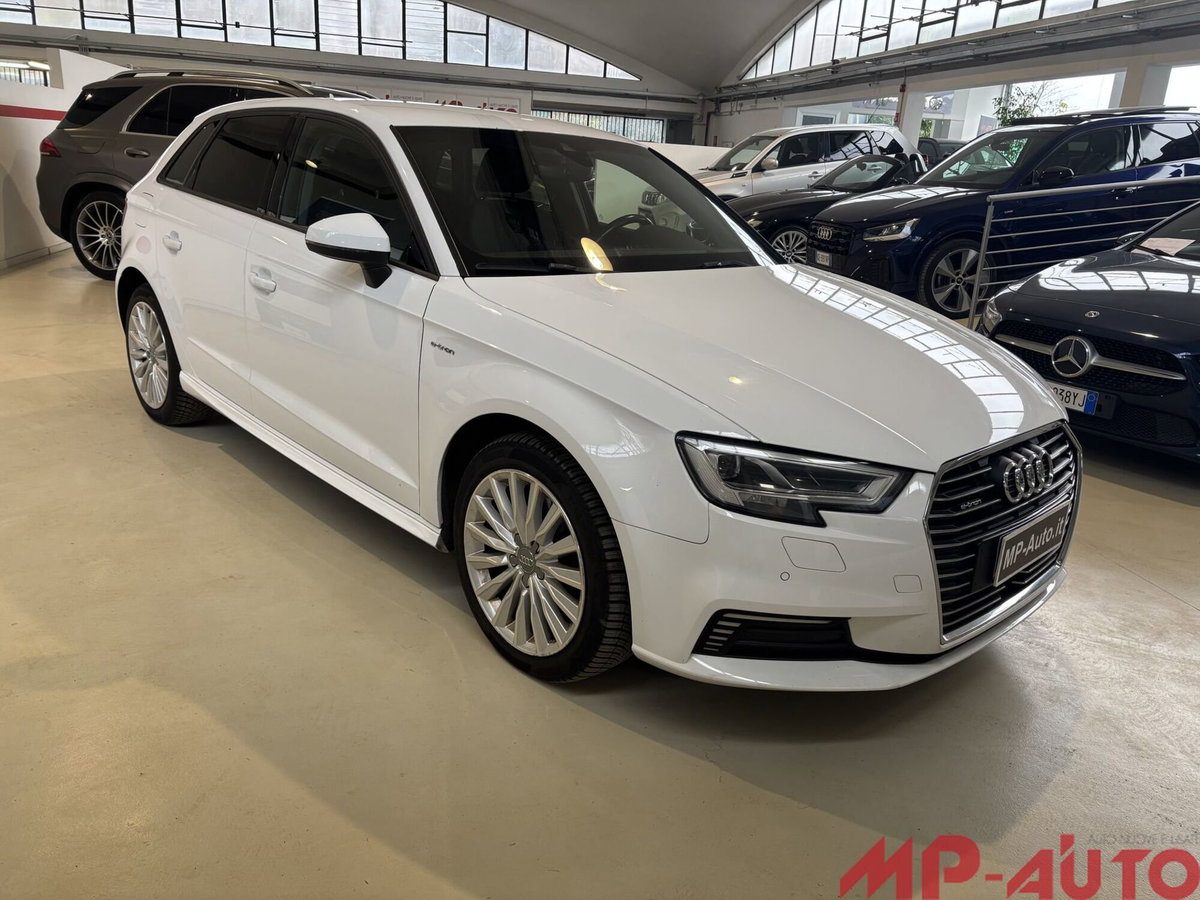 Audi A3 Sportback 1.4 TFSI e-tron S tronic (2)
