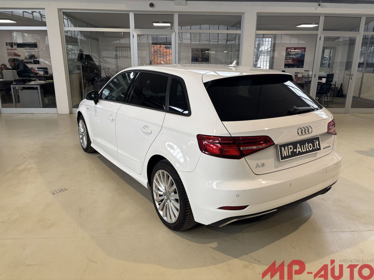 Audi A3 Sportback 1.4 TFSI e-tron S tronic (7)