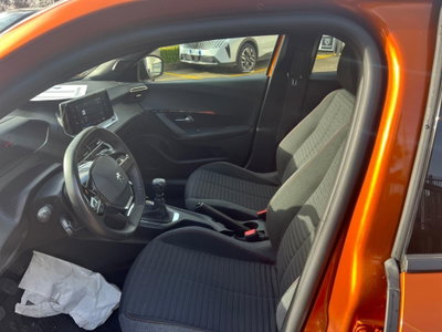 Peugeot 2008 PureTech 100 S&S Active Pack (11)