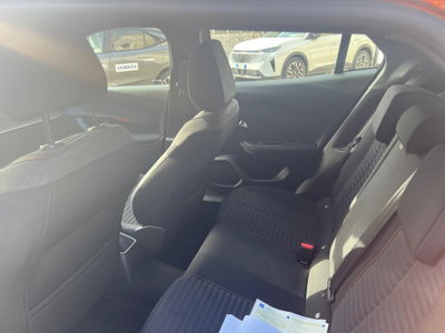Peugeot 2008 PureTech 100 S&S Active Pack (9)