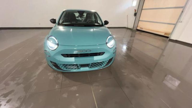 Fiat 600 1.2 hybrid 145cv auto