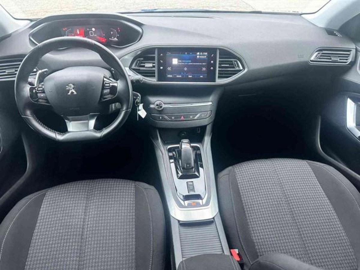 Peugeot 308 SW BlueHDi 130 S&S EAT8 Active Business (11)